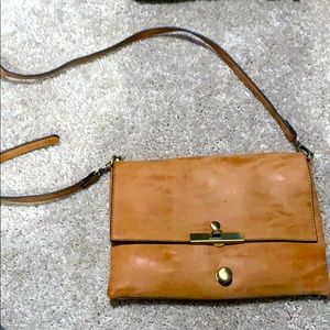 Light brown crossbody